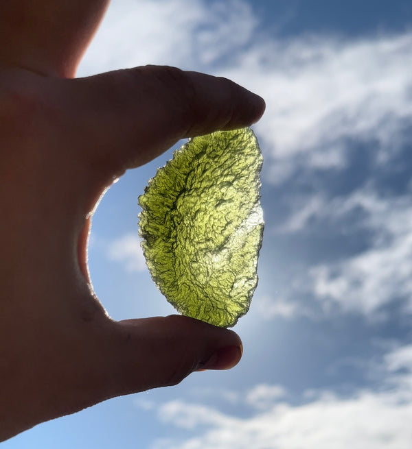How to tell if Moldavite is fake? What is Moldavite? Where did Moldavite come from?