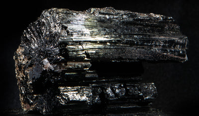 Black Tourmaline 266 g 3.5x2.5in 001