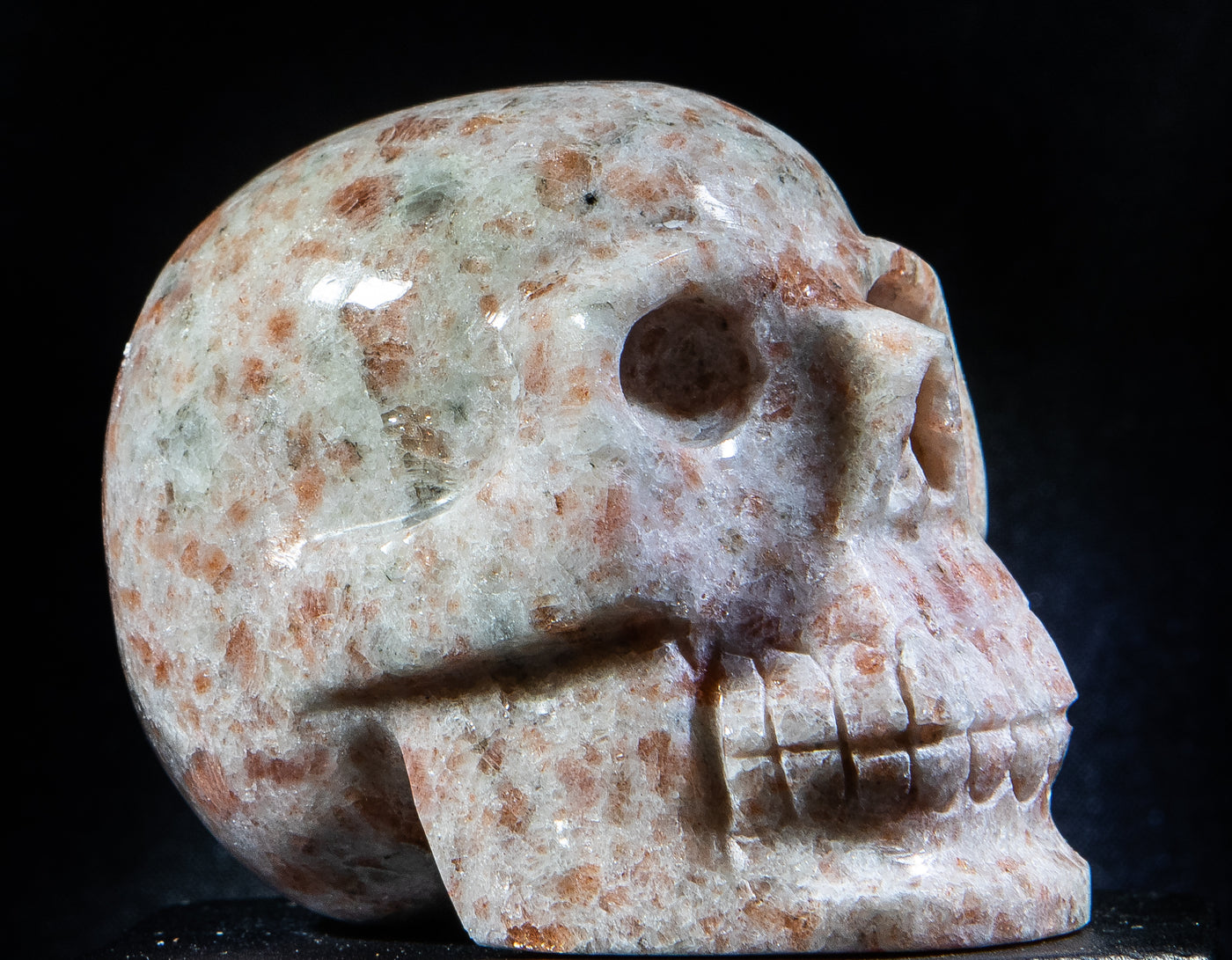 097 Sunstone Skull 452 g 3x3in