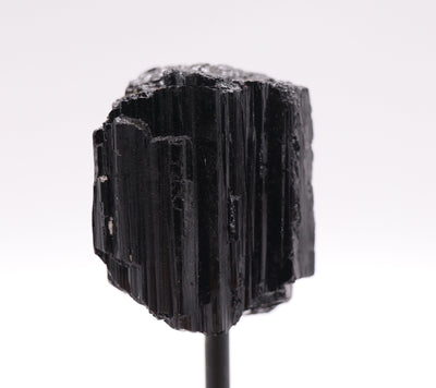 1175 Black Tourmaline on stand 342g 5in x3in