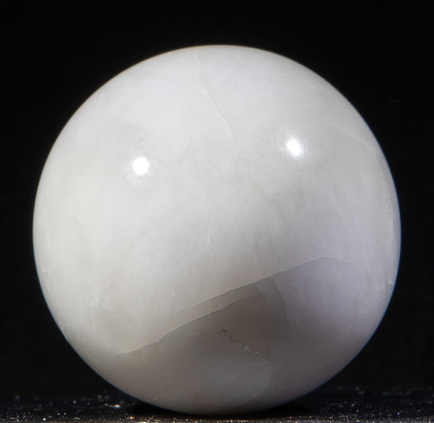 225 Snowy Quartz Sphere 174 g 2x6.5in