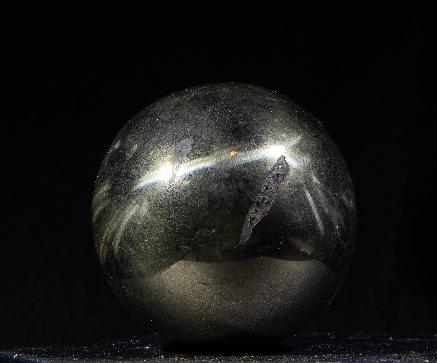 235 Pyrite Sphere 274 g 2x6in