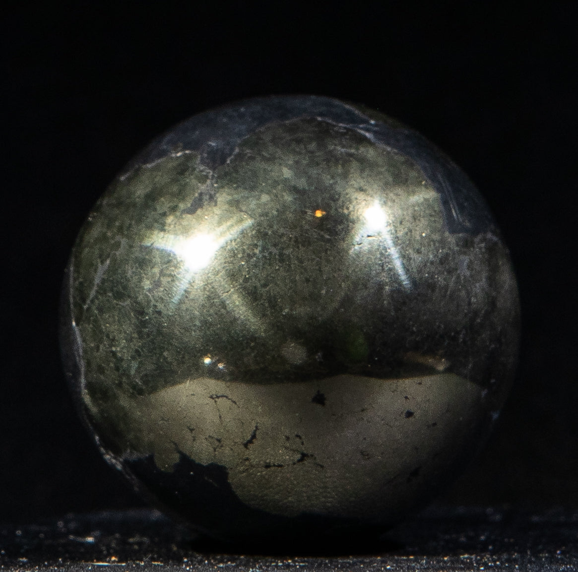 236 Pyrite Sphere 120 g 1.5x4.9in