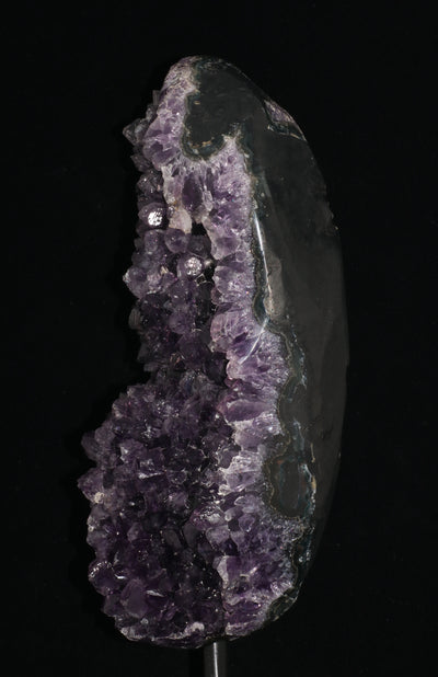 652 Amethyst on Stand 3.2LB 11IN X 4IN